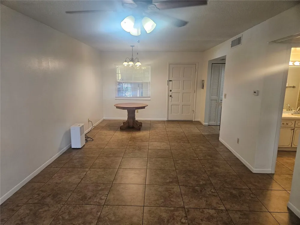 1845 HIGHLAND AVENUE S #6 Clearwater, FL 33756