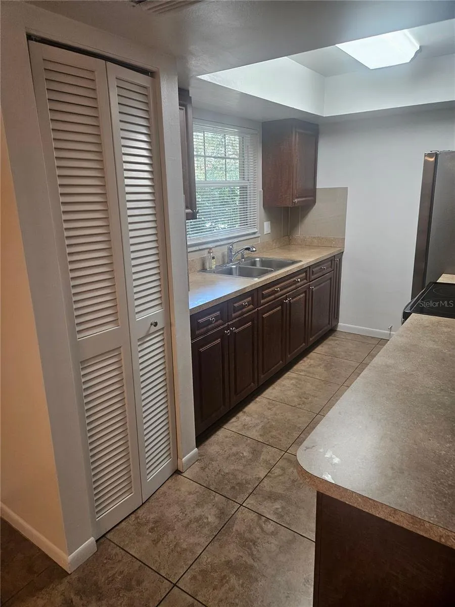 1845 HIGHLAND AVENUE S #6 Clearwater, FL 33756