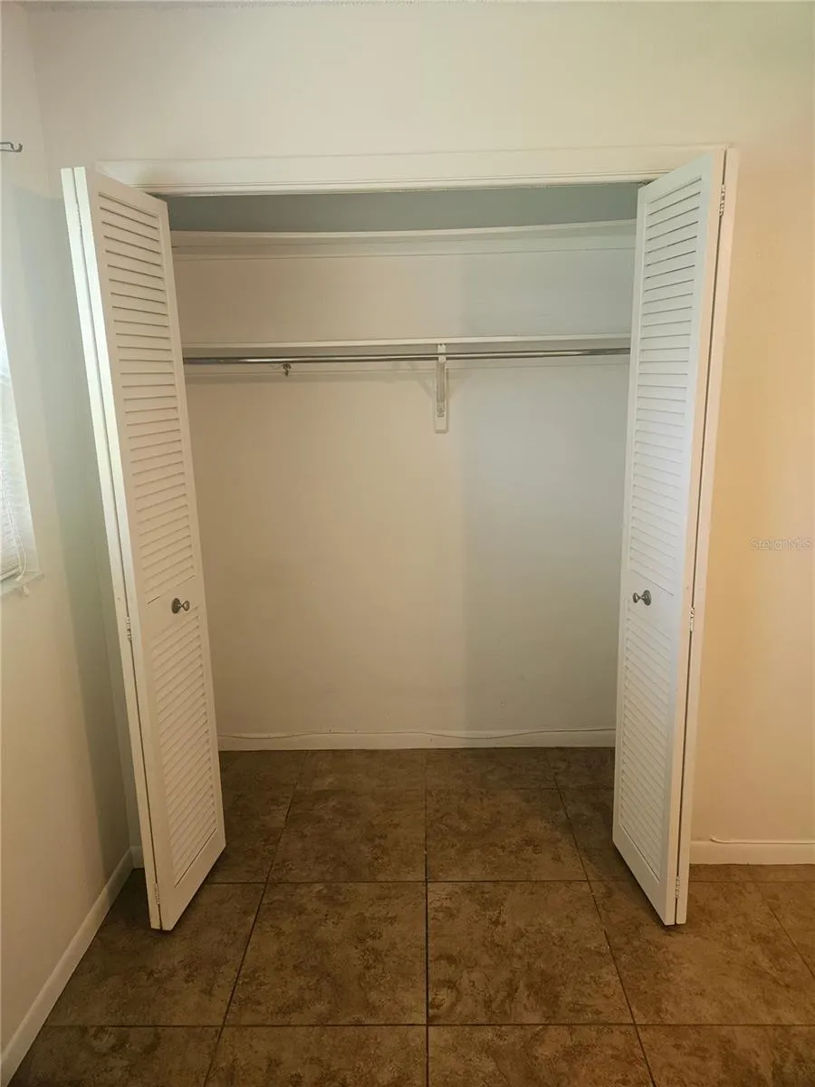 1845 HIGHLAND AVENUE S #6 Clearwater, FL 33756