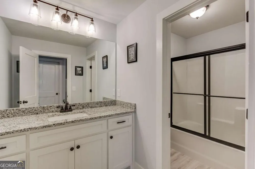 222 Ivey DR Bethlehem, GA 30620