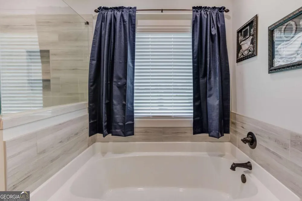 222 Ivey DR Bethlehem, GA 30620