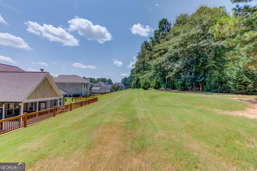 222 Ivey DR Bethlehem, GA 30620