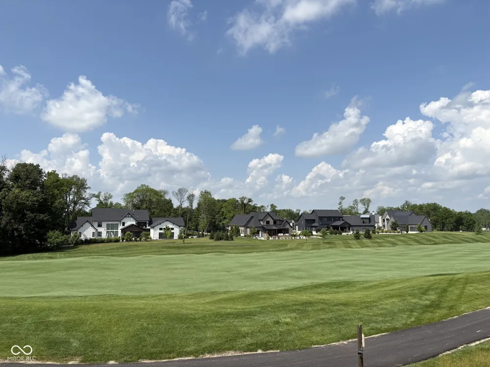 1509 Chatham Ridge Court Westfield, IN 46074