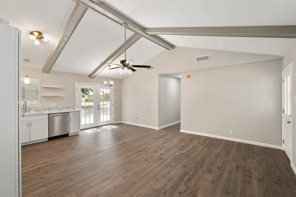 110 Meadowood Road Enchanted Oaks, TX 75156