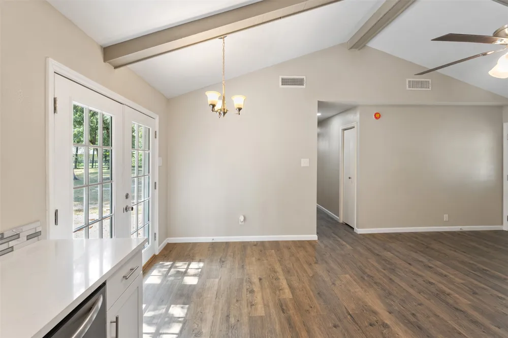 110 Meadowood Road Enchanted Oaks, TX 75156
