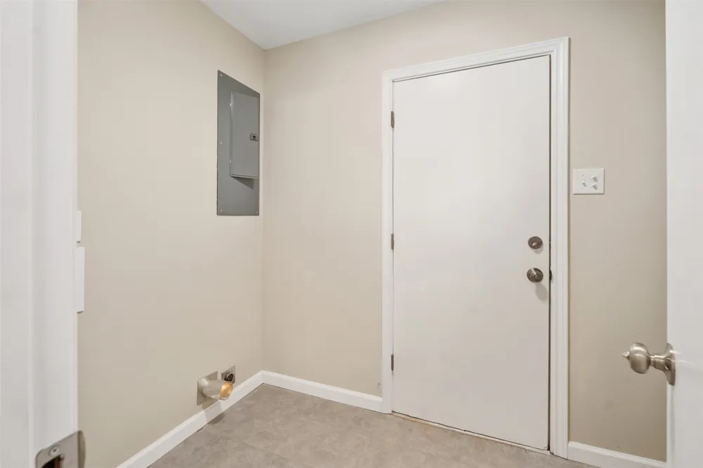 110 Meadowood Road Enchanted Oaks, TX 75156