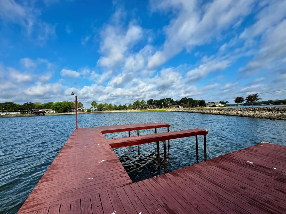 110 Meadowood Road Enchanted Oaks, TX 75156