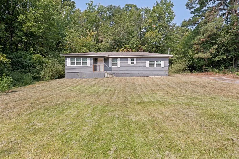 422 Stone Street Mineola, TX 75773