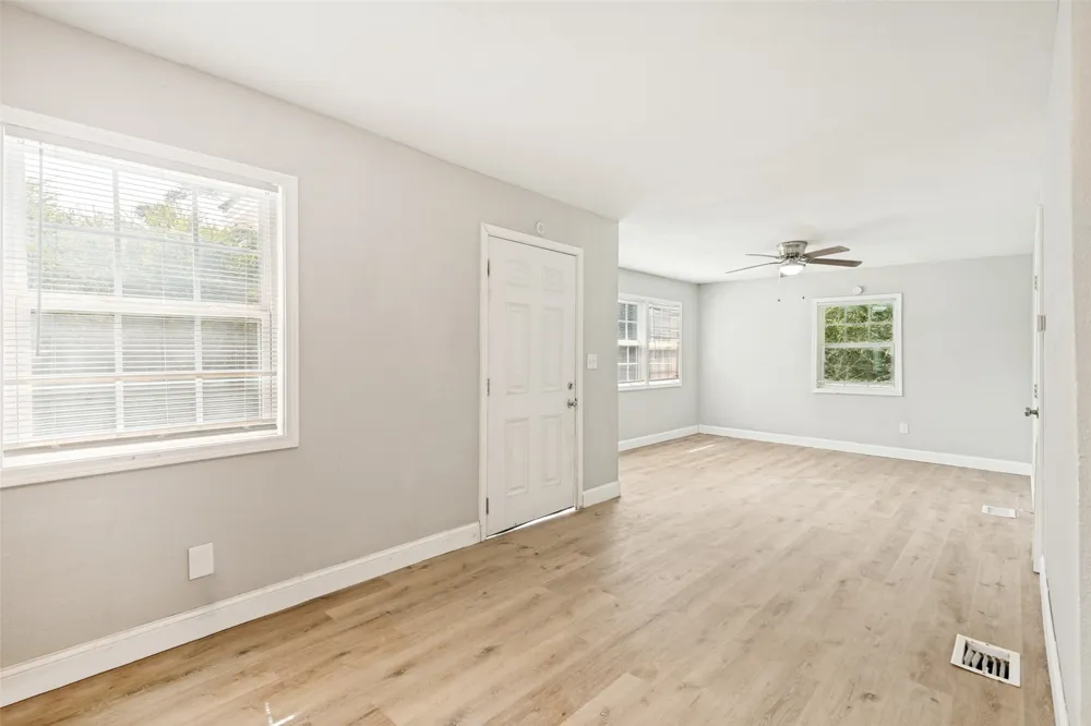 422 Stone Street Mineola, TX 75773