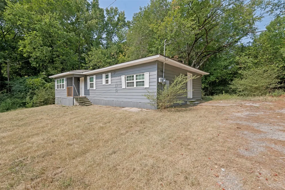 422 Stone Street Mineola, TX 75773