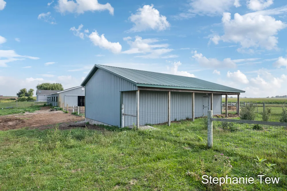 4155 Neff Road Edmore, MI 48829