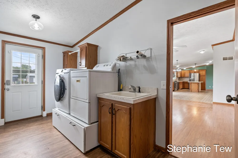 4155 Neff Road Edmore, MI 48829