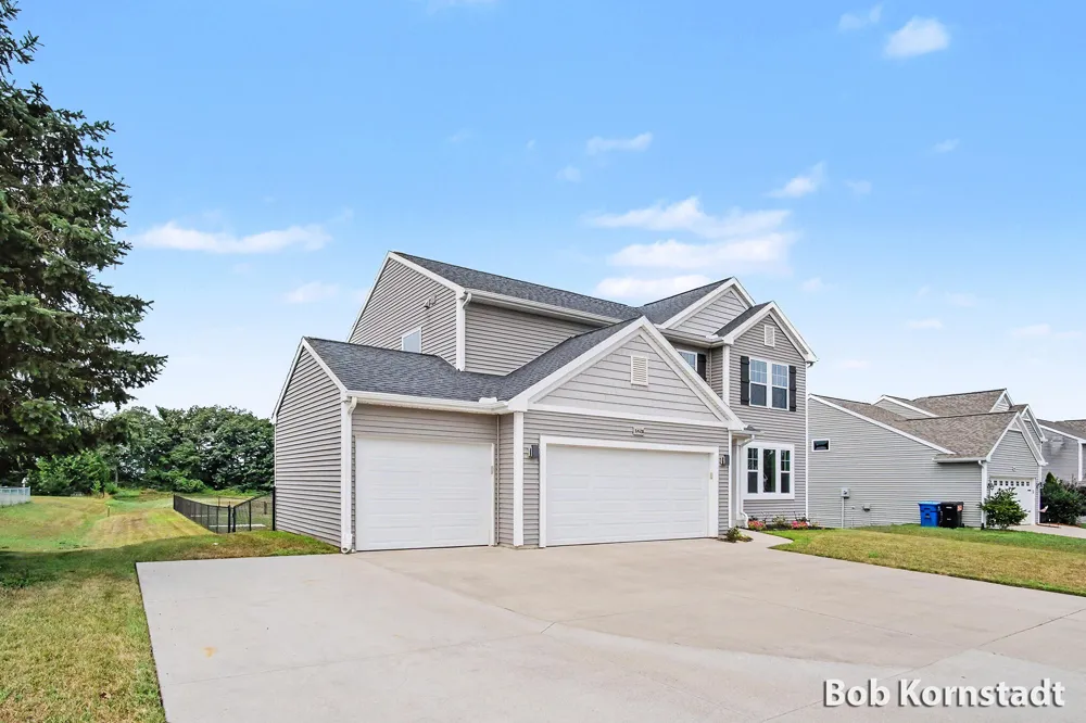 3428 Harvestway Court Heath Township, MI 49419