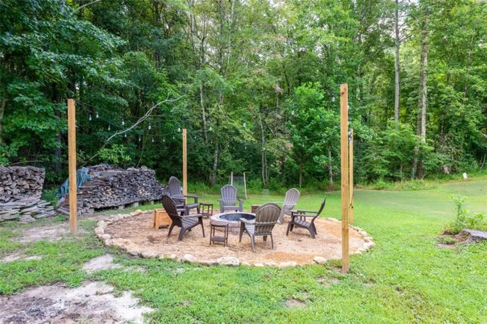 4973 Yukon Road Ellijay, GA 30536