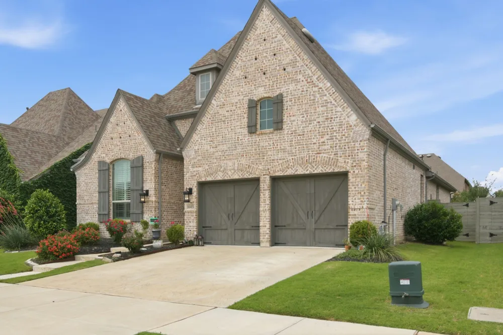 1605 Lavender Lane Argyle, TX 76226