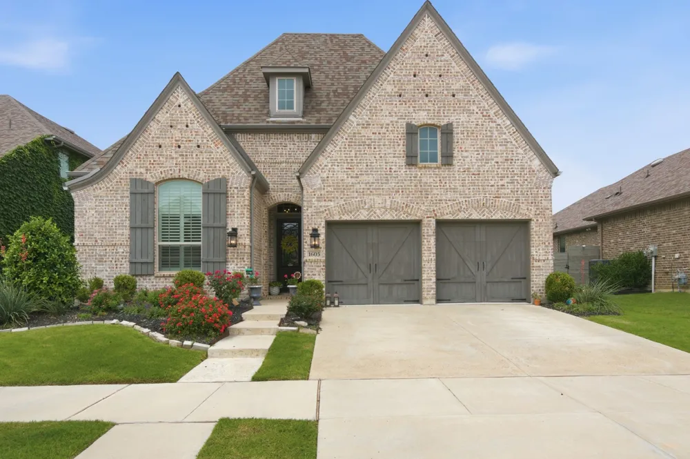 1605 Lavender Lane Argyle, TX 76226