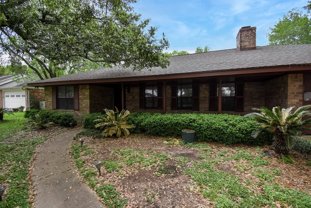 718 Partridge Lane Eagle Lake, TX 77434