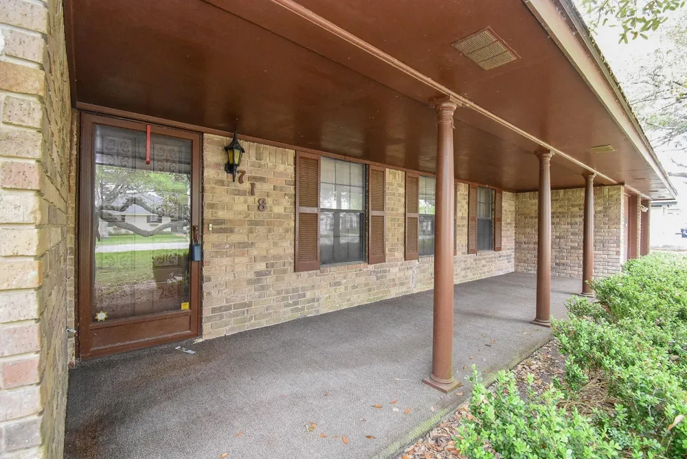 718 Partridge Lane Eagle Lake, TX 77434