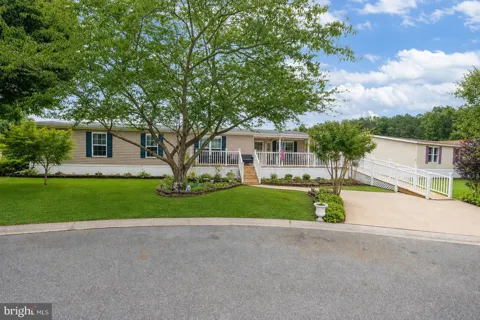 9067 WOOD THRUSH CT