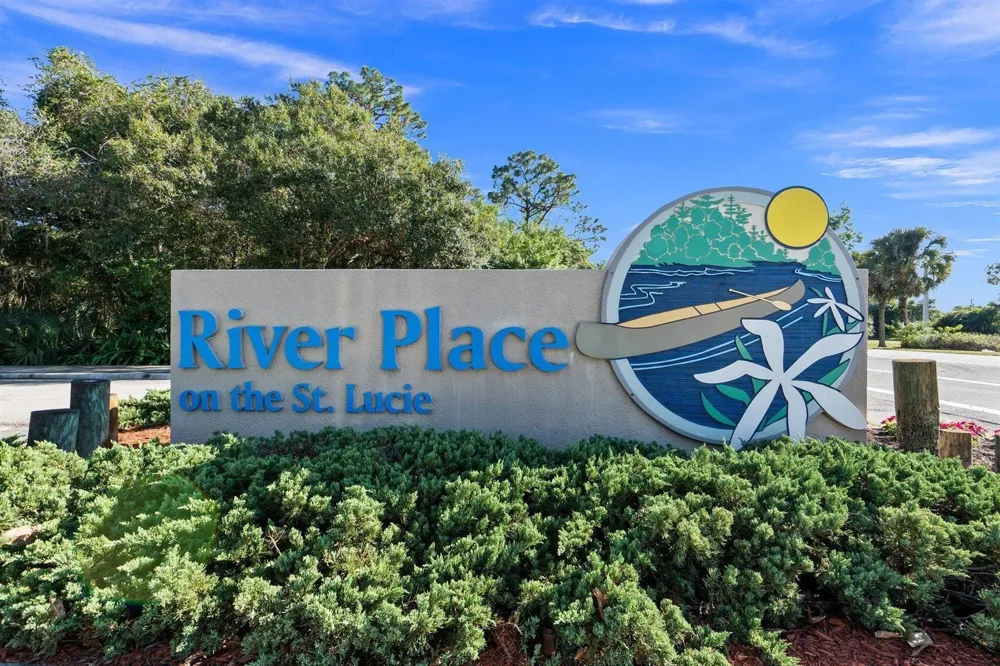 532 NE Canoe Park Circle Port St. Lucie, FL 34983