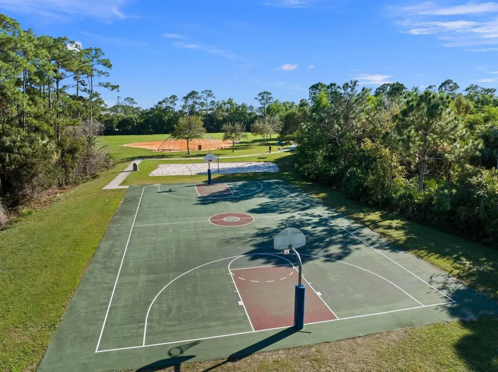 532 NE Canoe Park Circle Port St. Lucie, FL 34983