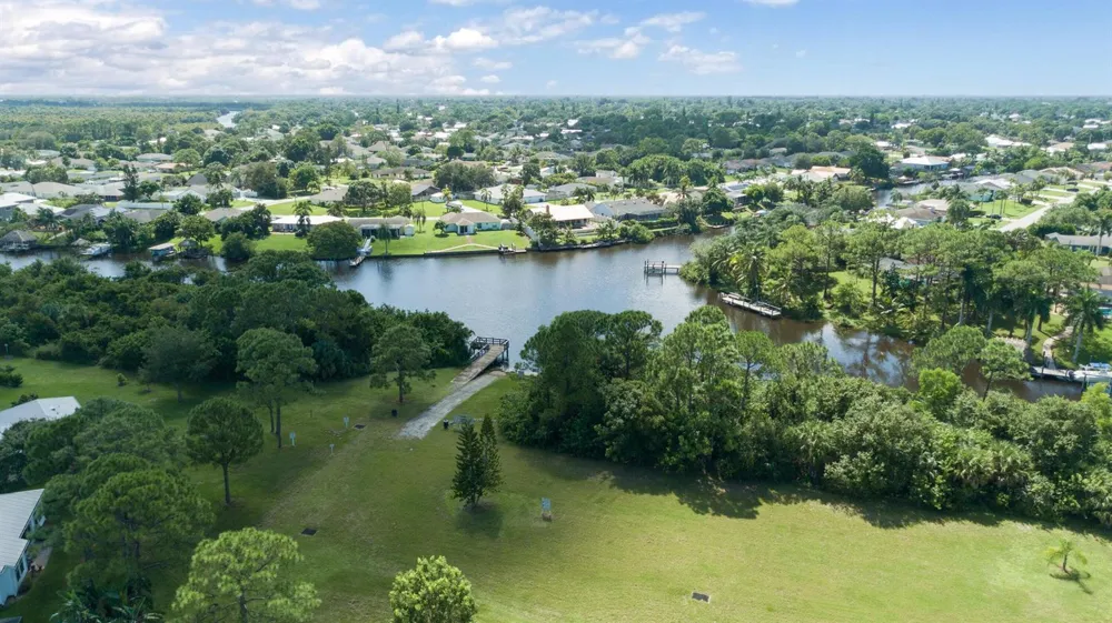 532 NE Canoe Park Circle Port St. Lucie, FL 34983