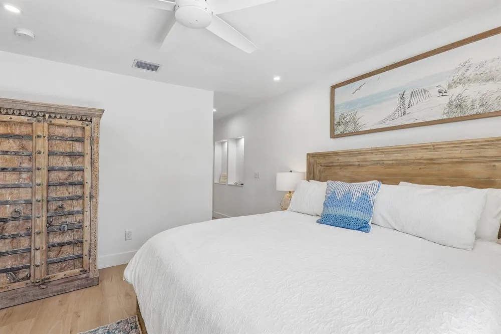 511 SE 9TH AVENUE Pompano Beach, FL 33060