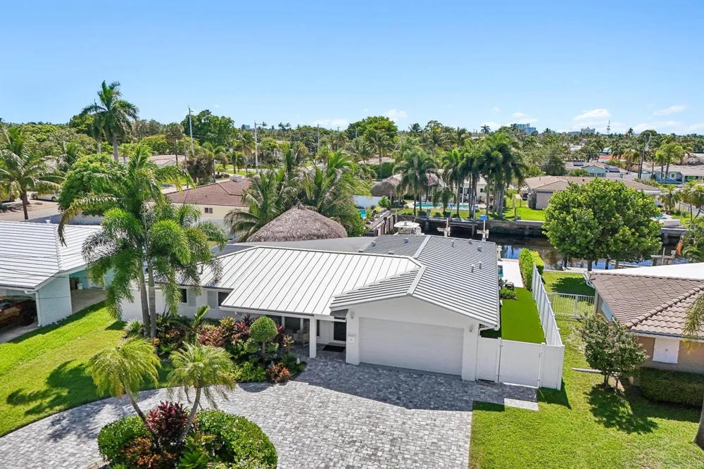 511 SE 9TH AVENUE Pompano Beach, FL 33060