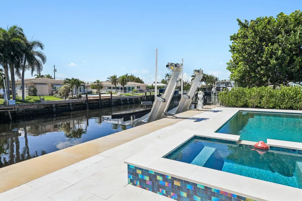 511 SE 9TH AVENUE Pompano Beach, FL 33060