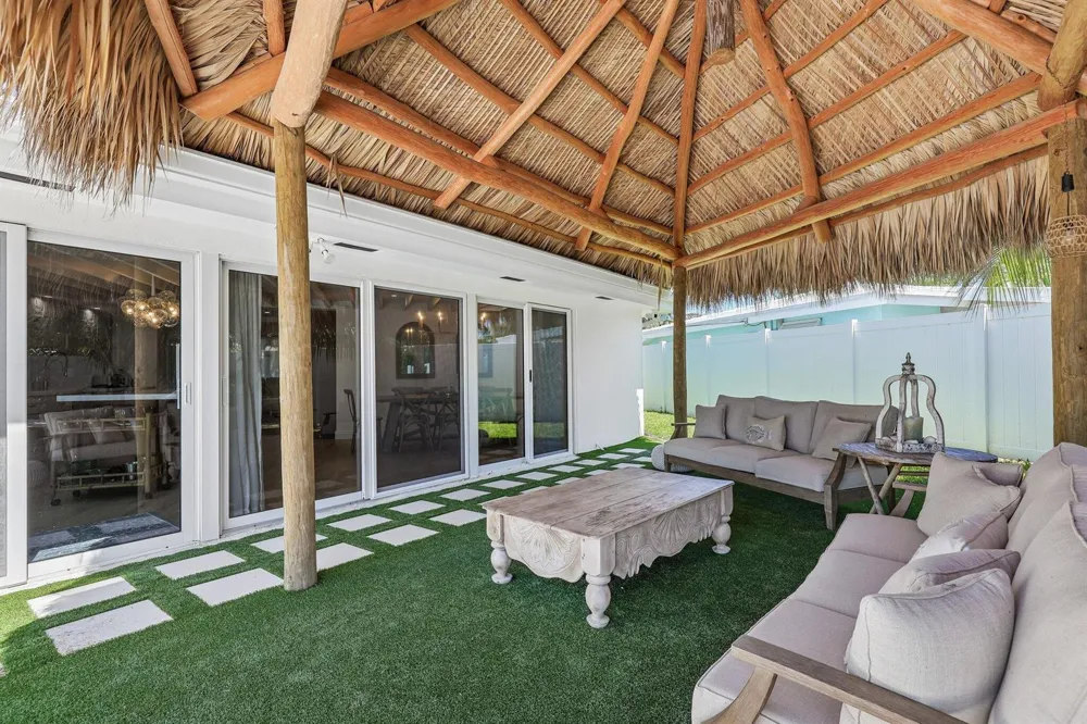 511 SE 9TH AVENUE Pompano Beach, FL 33060