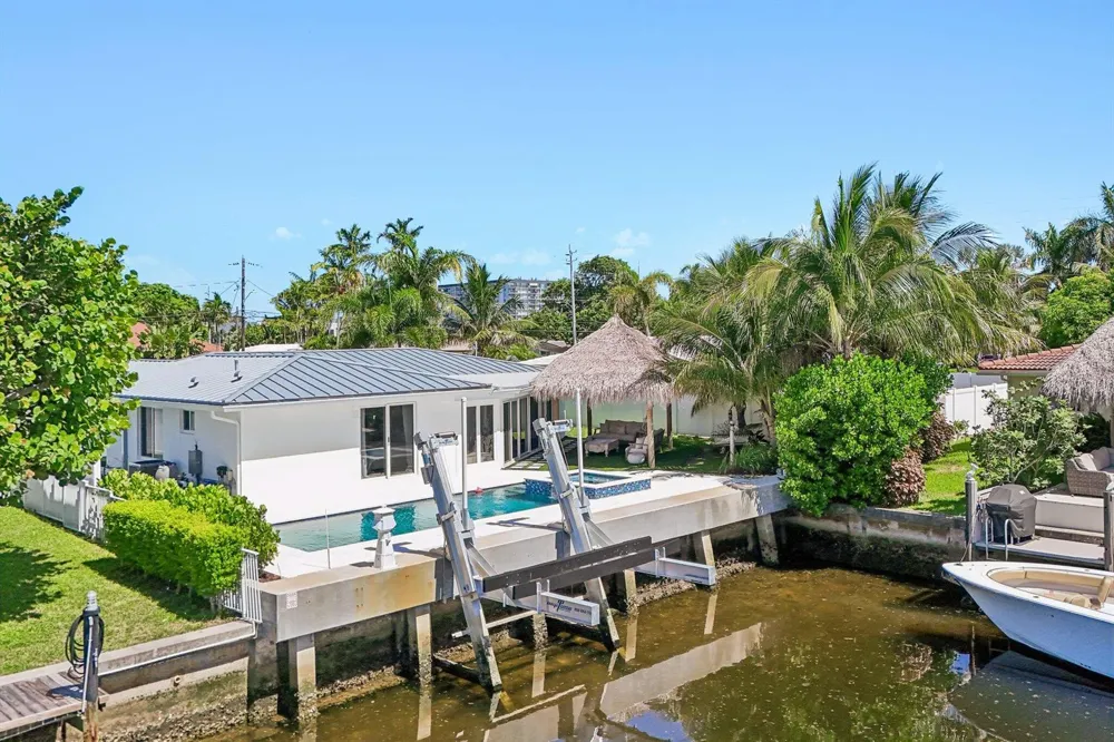 511 SE 9TH AVENUE Pompano Beach, FL 33060