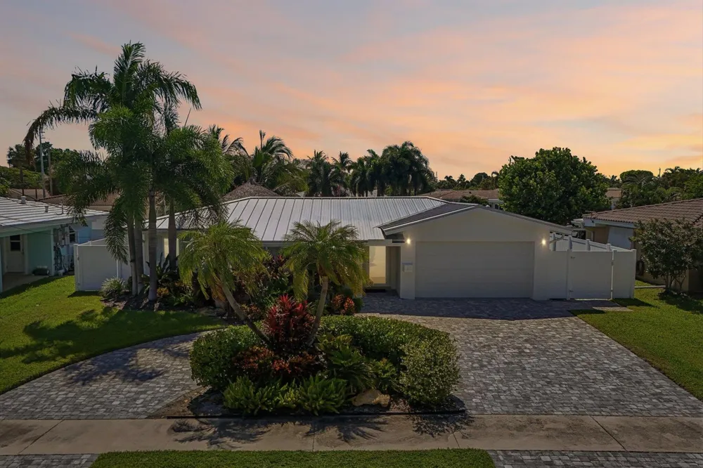 511 SE 9TH AVENUE Pompano Beach, FL 33060
