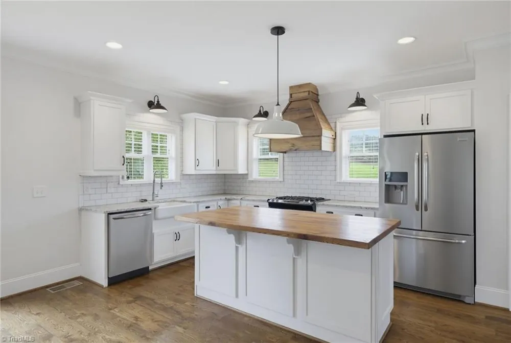 159 Windward Drive Stokesdale, NC 27357