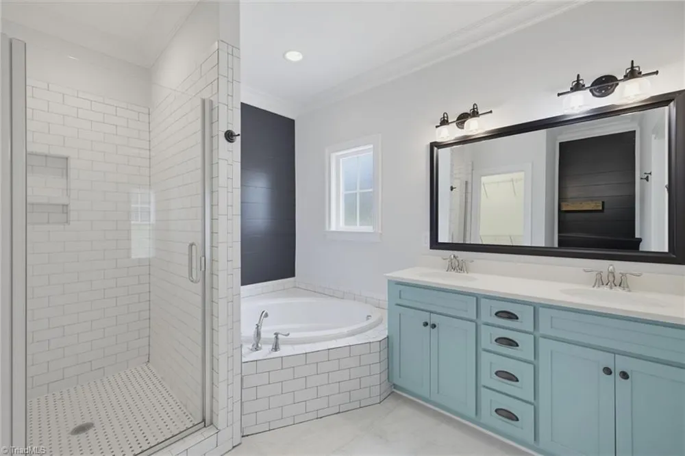 159 Windward Drive Stokesdale, NC 27357