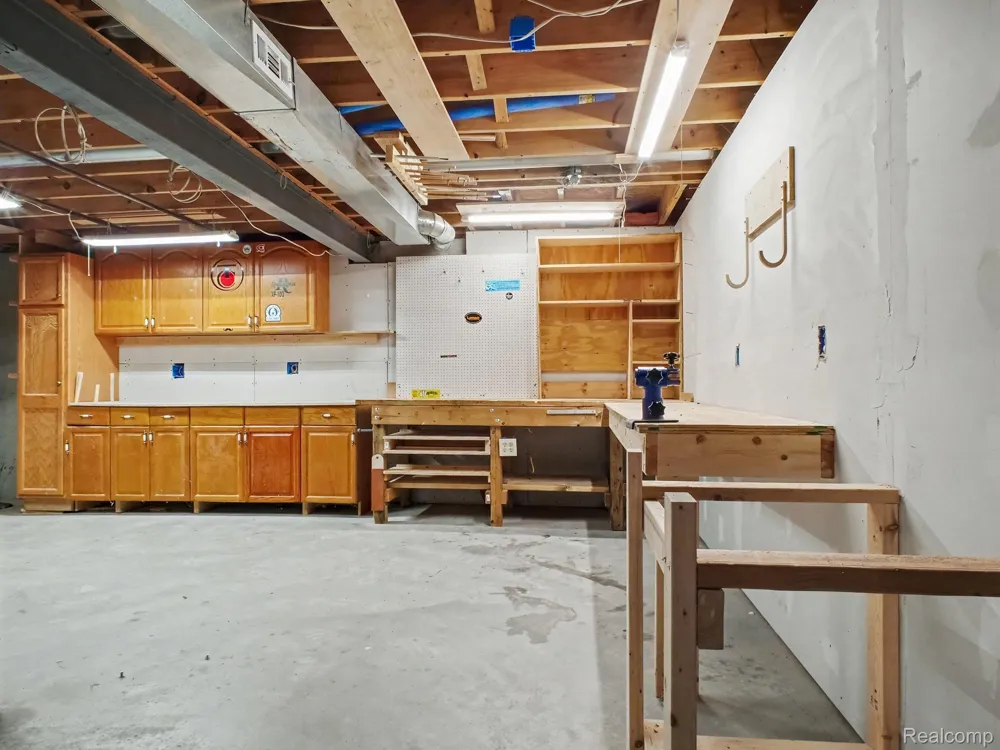 42010 Williams Street Mundy Township, MI 48439