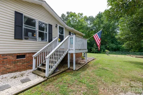 120 Creekstone Lane