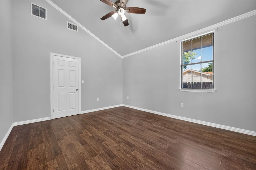 1210 Elmira Street Weatherford, TX 76086