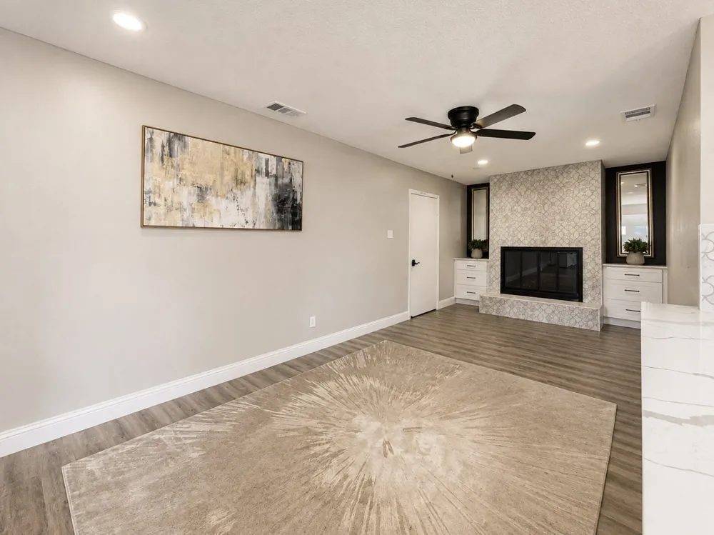 102 E Highland Drive Irving, TX 75062