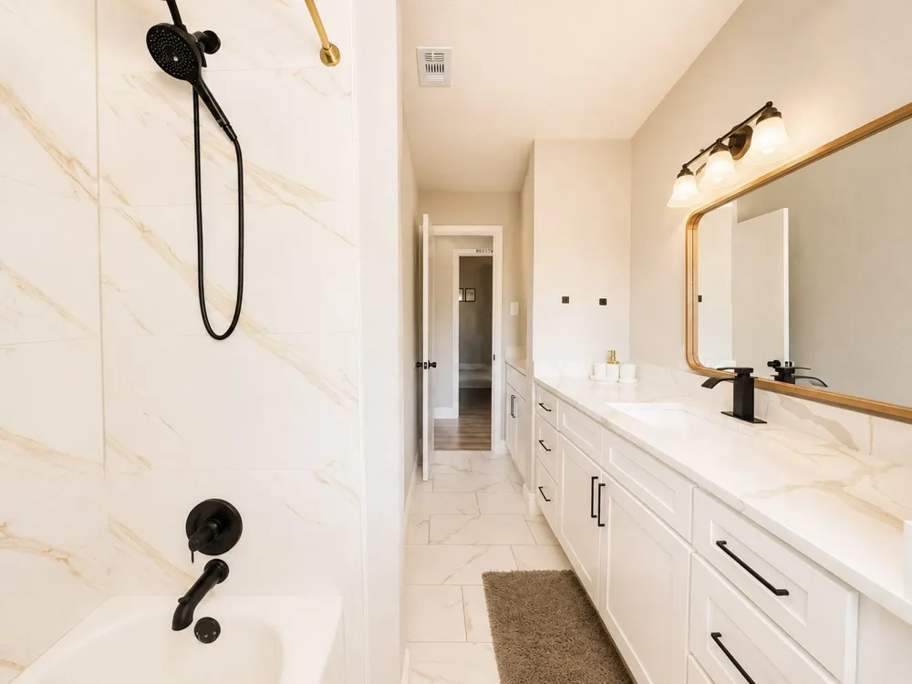 102 E Highland Drive Irving, TX 75062