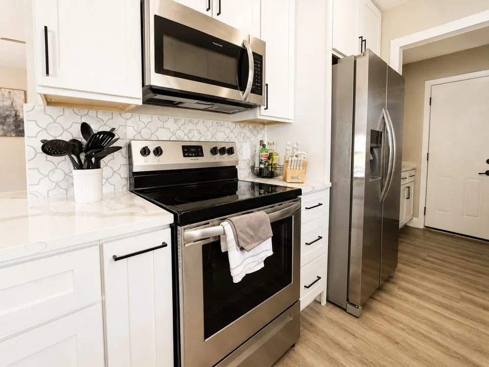 102 E Highland Drive Irving, TX 75062