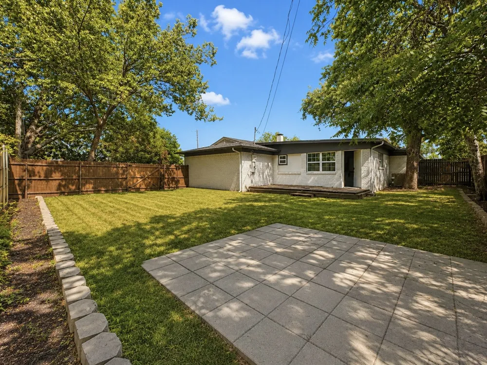 102 E Highland Drive Irving, TX 75062