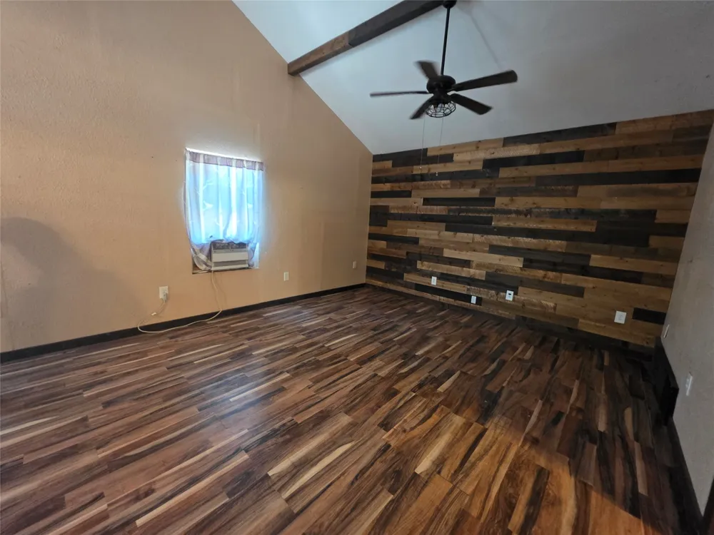 135 Giant Cedar Drive Whitney, TX 76692