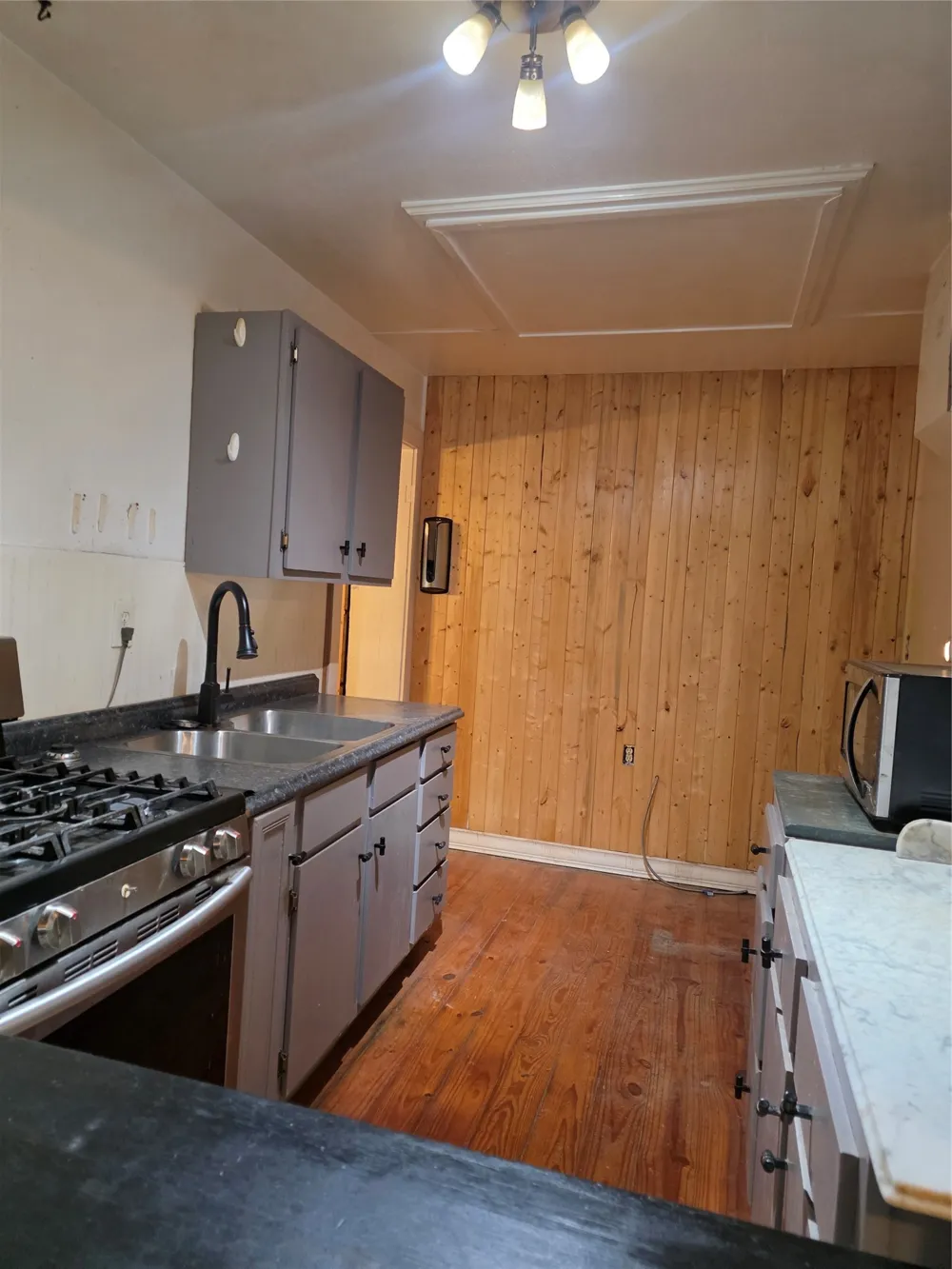 135 Giant Cedar Drive Whitney, TX 76692