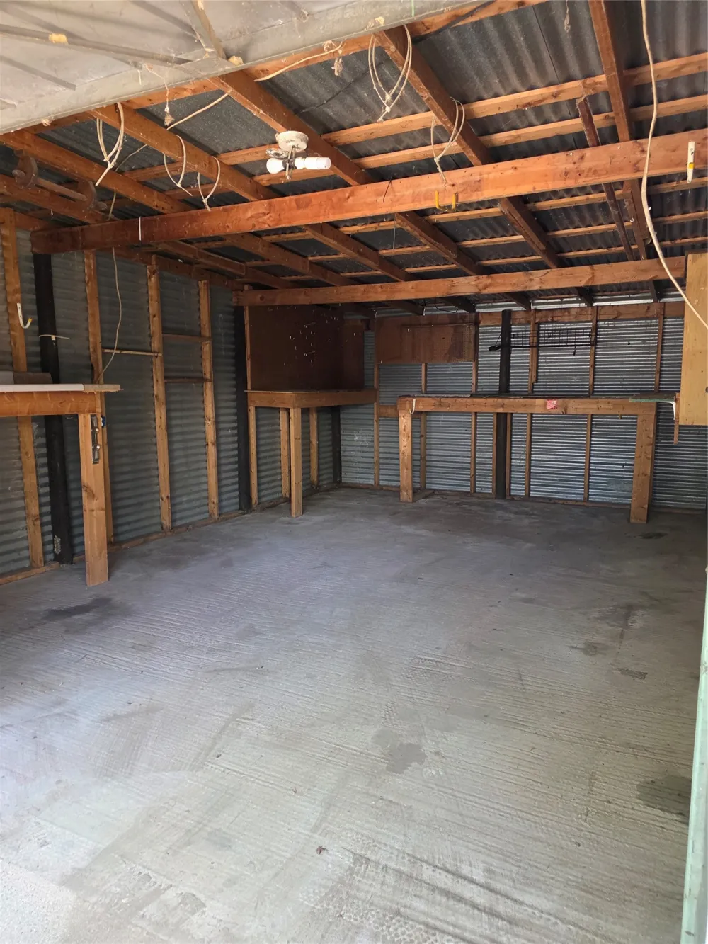 135 Giant Cedar Drive Whitney, TX 76692