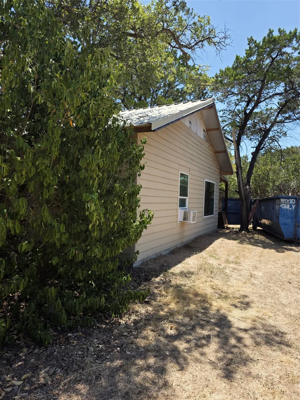 135 Giant Cedar Drive Whitney, TX 76692