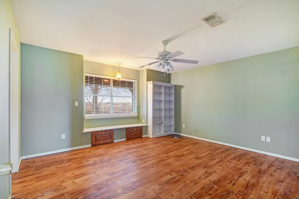 3754 County Road 11300 Paris, TX 75462
