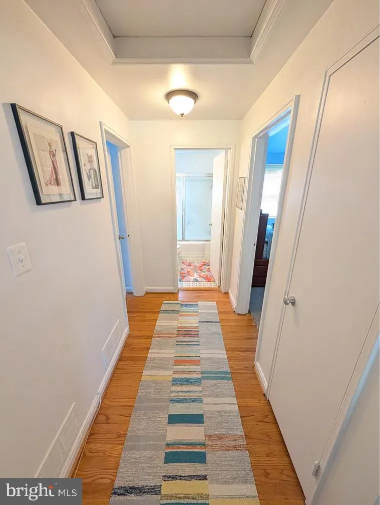 2704 13TH STREET S #1 Arlington, VA 22204