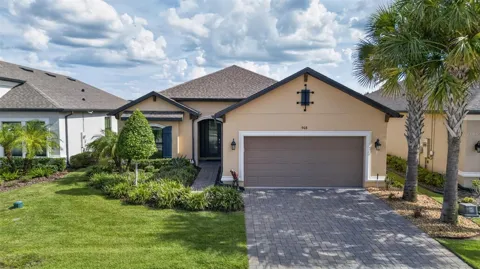 908 BRAEWOOD DRIVE