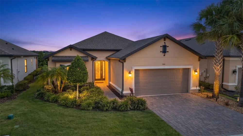 908 BRAEWOOD DRIVE Clermont, FL 34715
