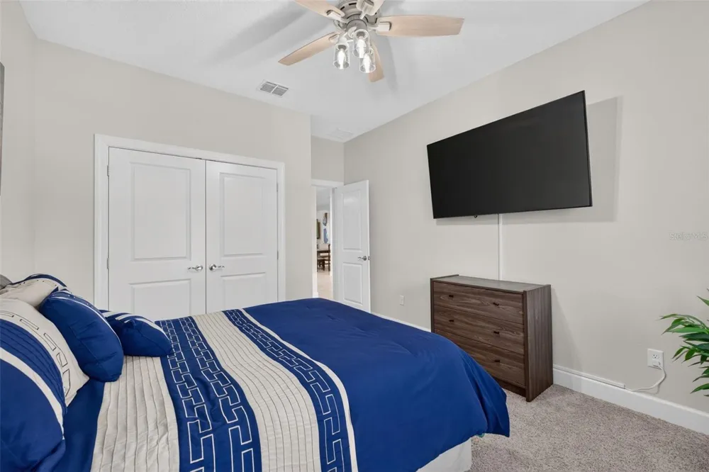 908 BRAEWOOD DRIVE Clermont, FL 34715